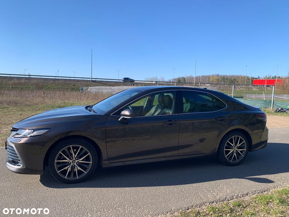 Toyota Camry 2.5 Hybrid Prestige CVT - 3