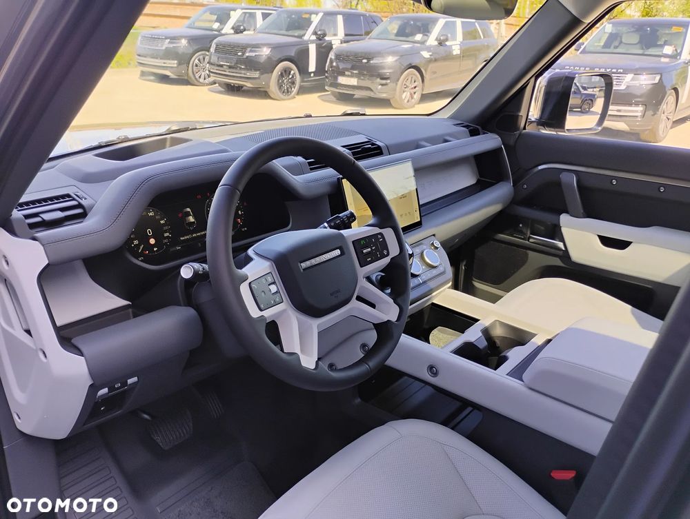 Land Rover Defender 110 2.0 P300 X-Dynamic SE - 10