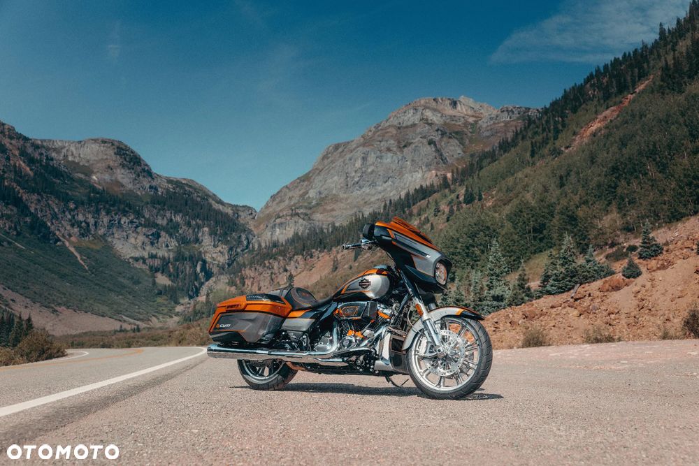 Harley-Davidson CVO Street Glide - 1