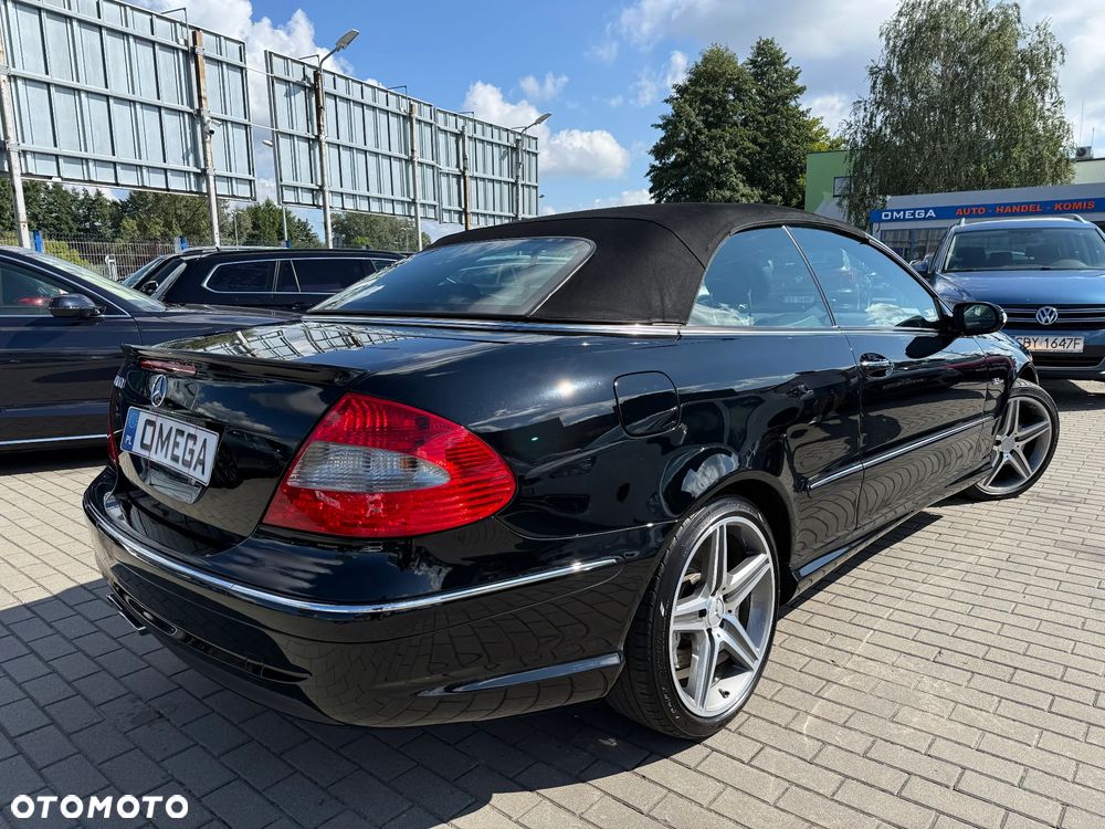 Mercedes-Benz CLK 63 AMG - 21