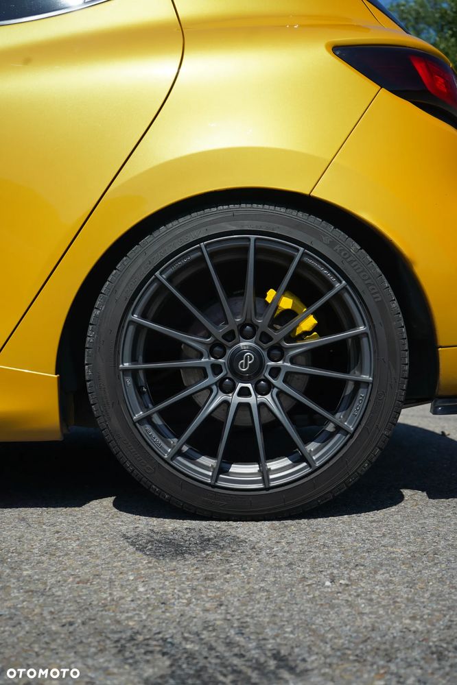 Renault Clio 1.6 R.S 200 EDC - 10