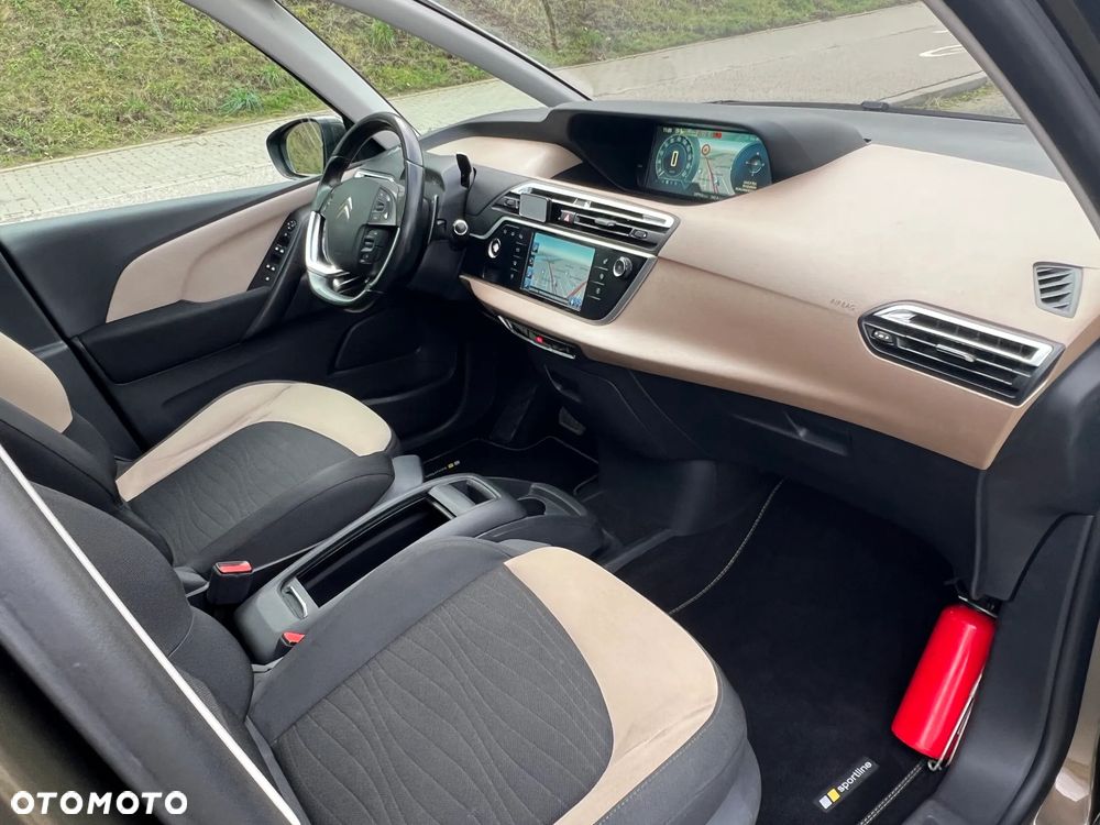 Citroën C4 Grand Picasso - 23