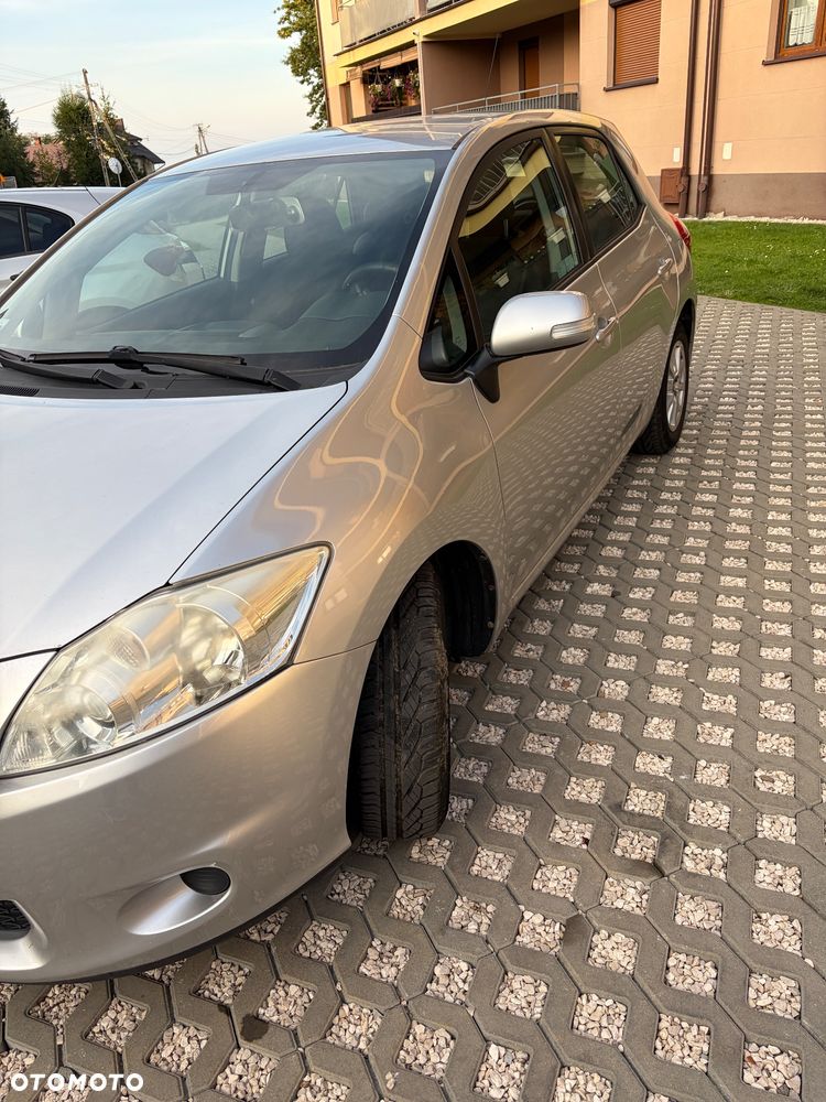 Toyota Auris 2013 photo 3