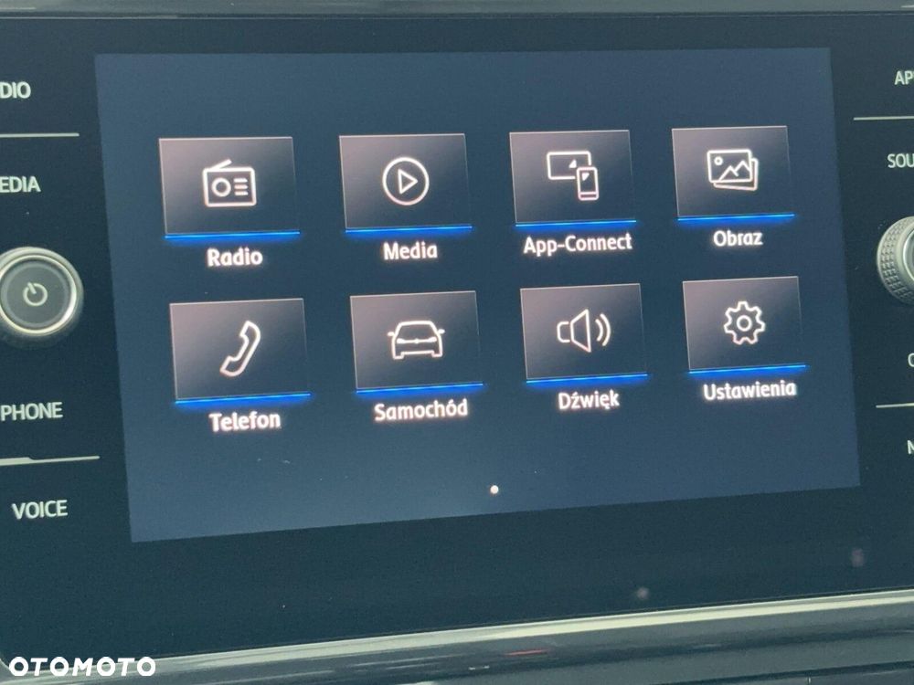 Volkswagen Golf 1.5 TSI BMT Trendline - 30