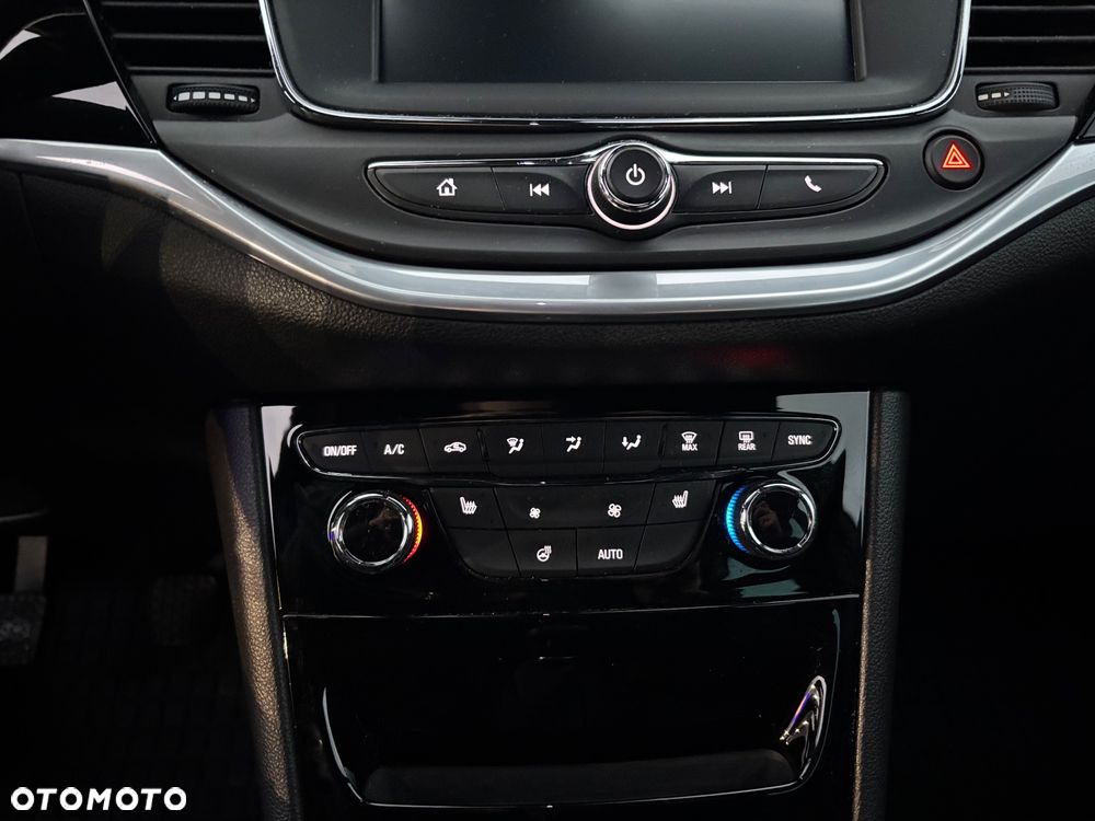 Opel Astra 1.6 BiTurbo D (CDTI) Start/Stop Dynamic - 16