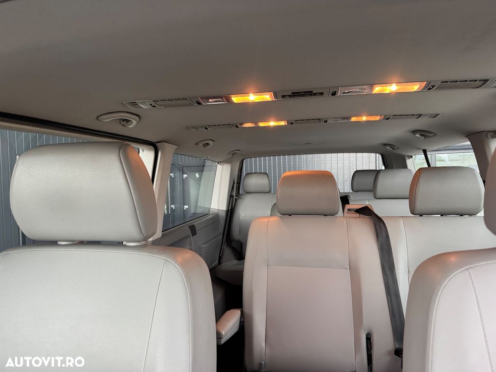 Volkswagen Caravelle - 14