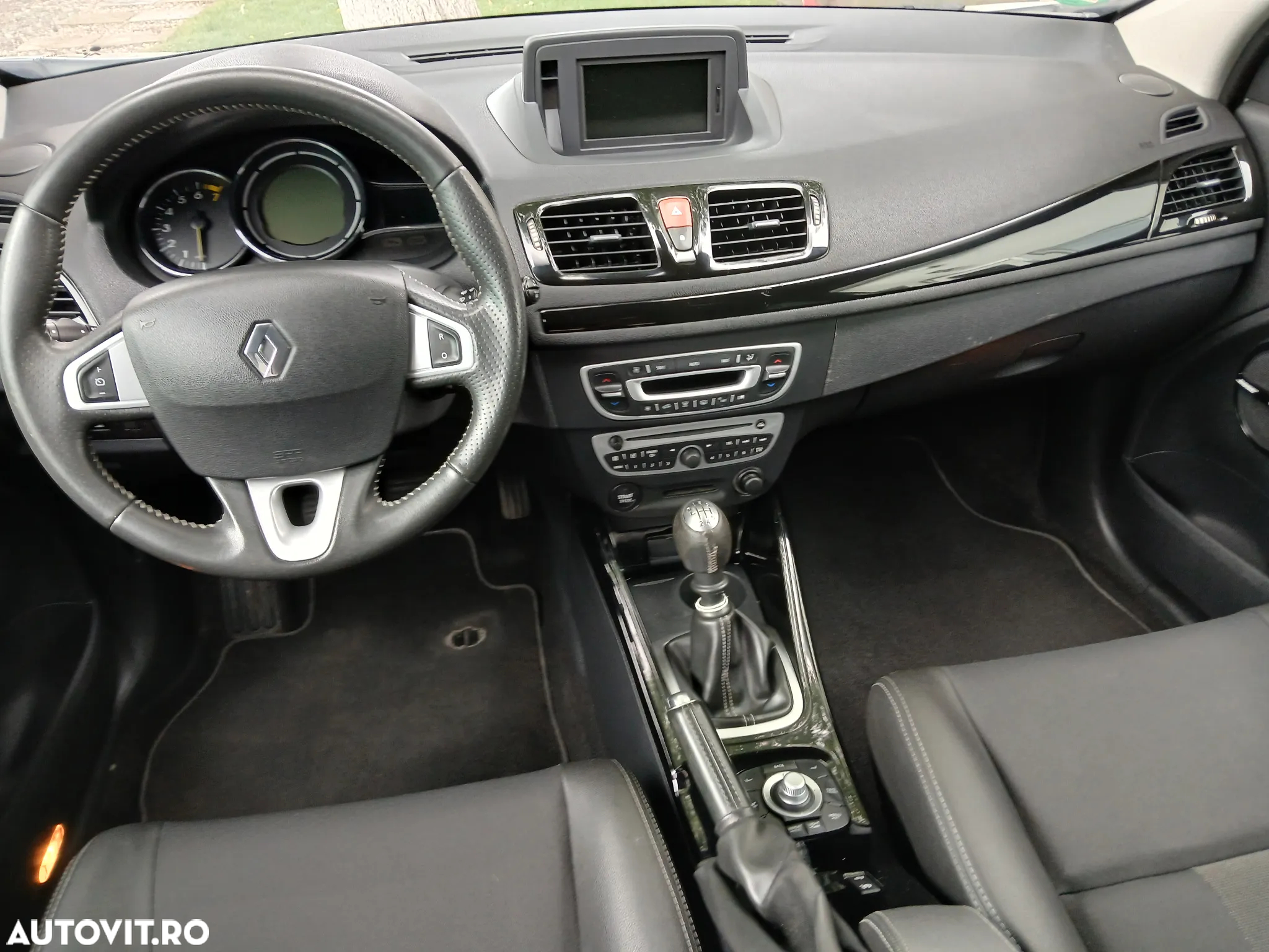 Renault Megane Grandtour TCe 130 Bose Edition - 5