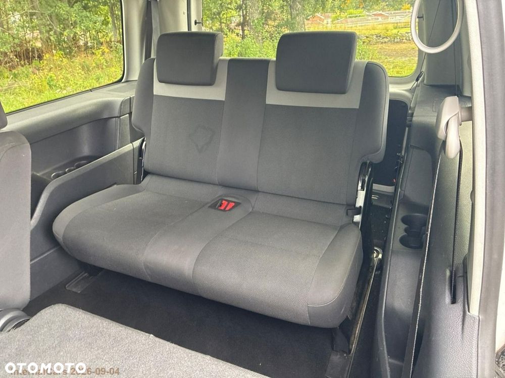 Volkswagen Caddy - 12