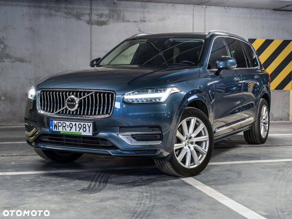 Volvo XC 90 B5 D AWD Momentum - 1
