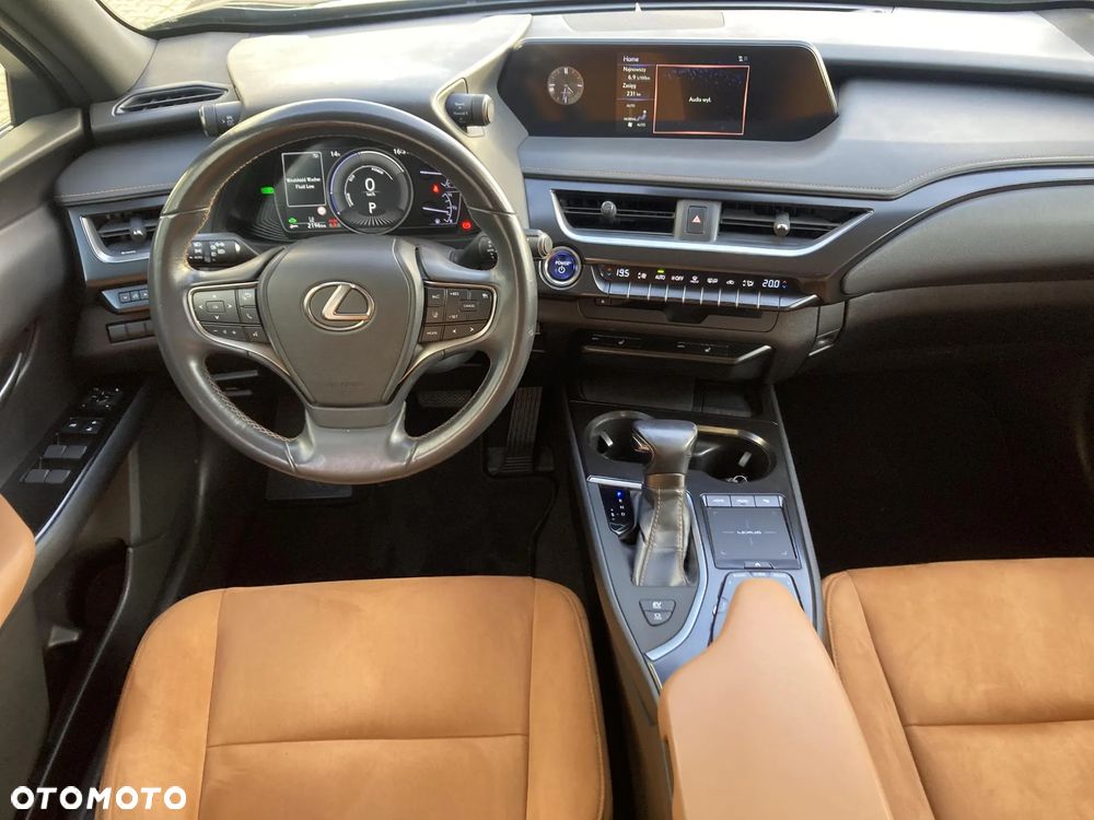 Lexus UX 250h Elegance 2WD - 13