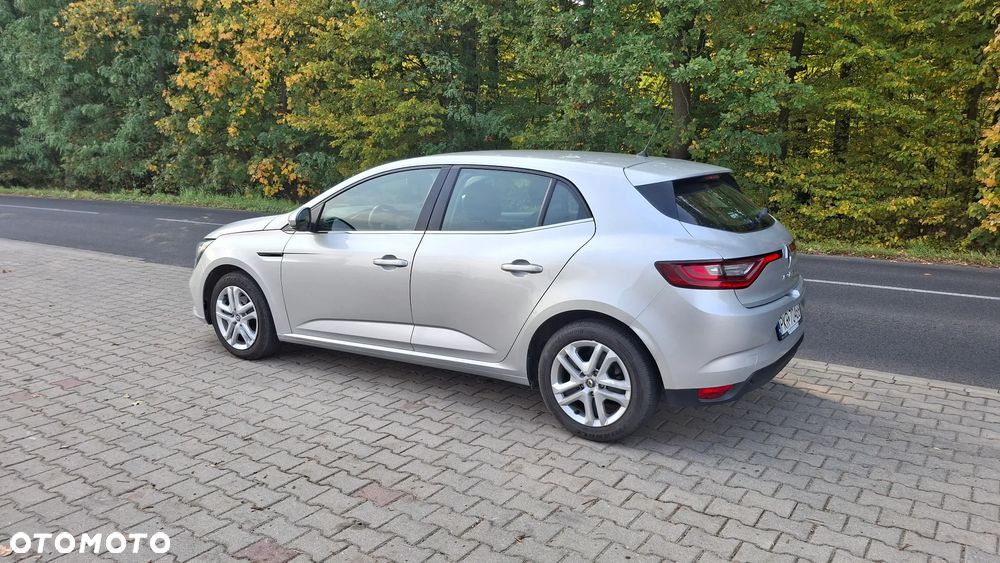 Renault Megane TCe 115 GPF LIMITED - 7