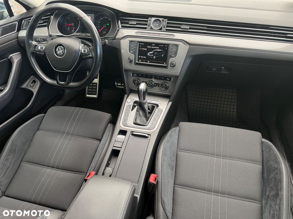 Volkswagen Passat 2.0 TDI SCR (BlueMotion Tech) 4Mot DSG Highline - 23