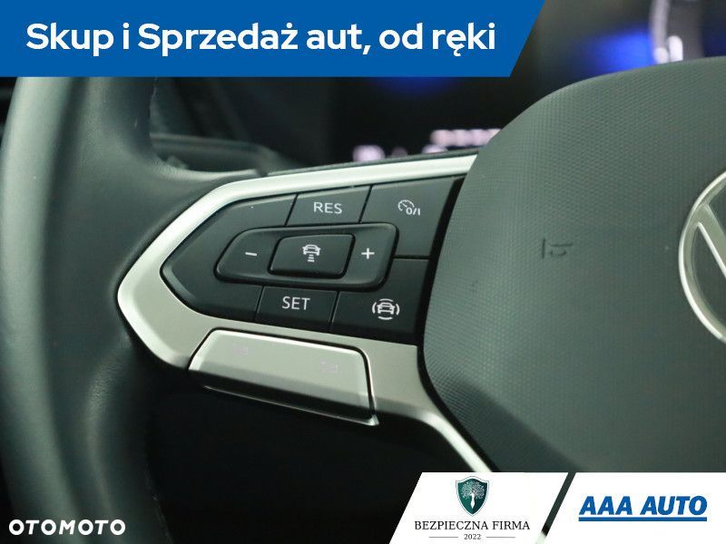 Volkswagen T-Cross - 15