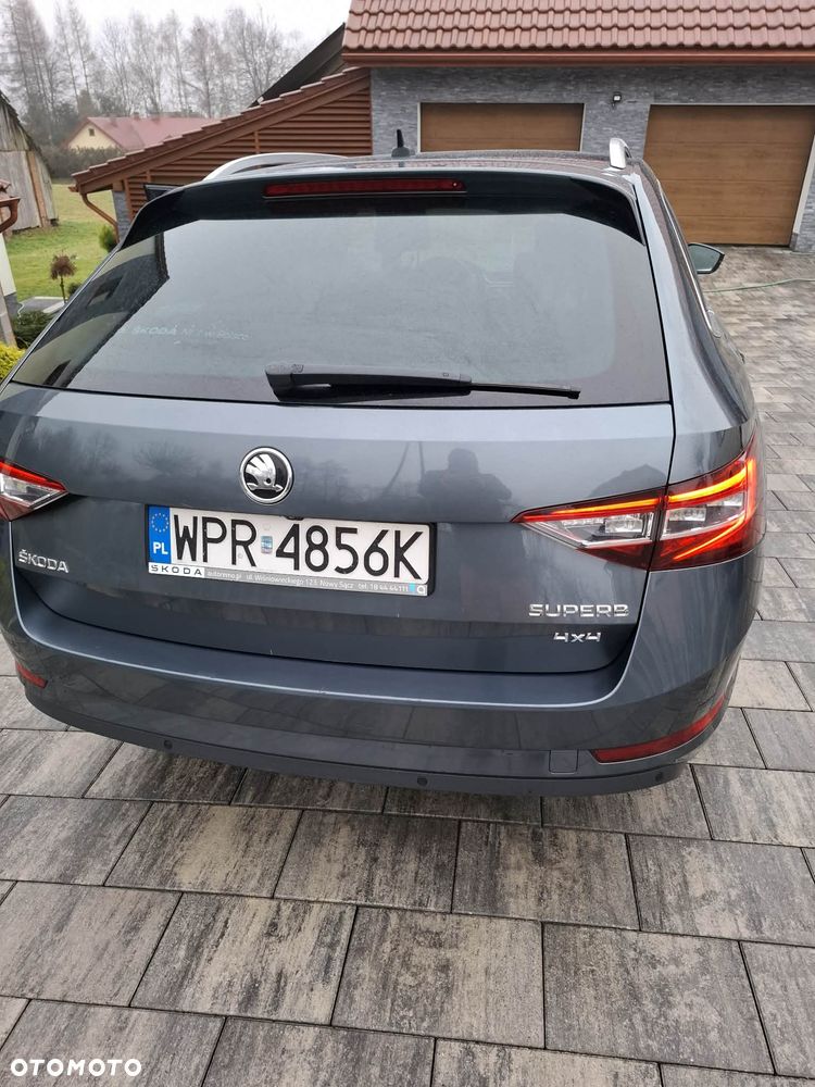 Skoda Superb 2.0 TDI 4x4 Active DSG - 7