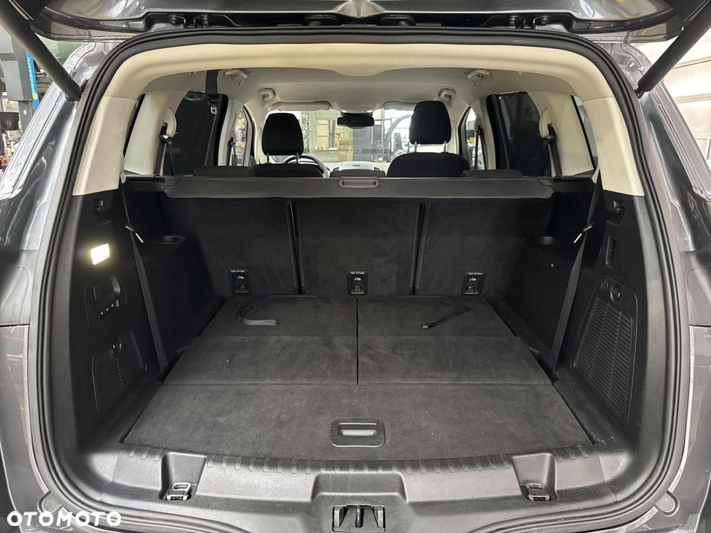 Ford S-Max - 29