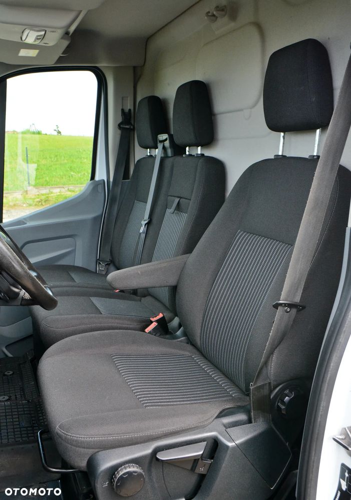Ford Transit - 9