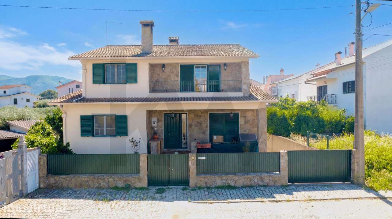 Moradia T3 com Espaço Exterior – A 5 Minutos do Fundão - Grande imagem: 3/60
