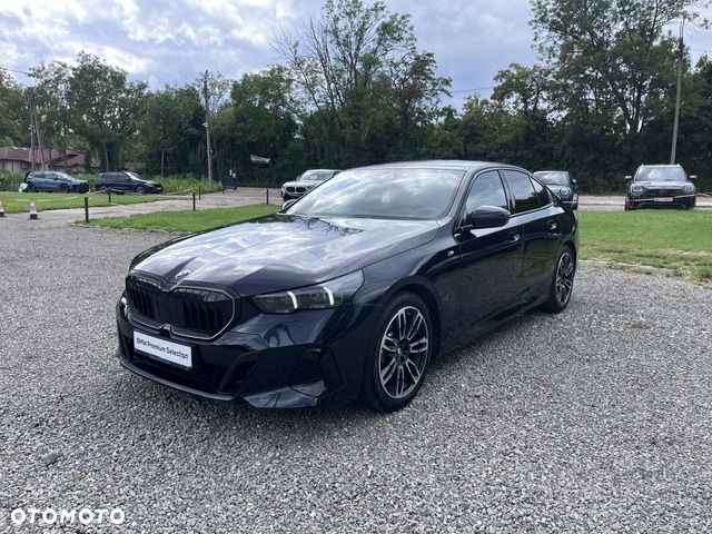 BMW Seria 5 520i - 13