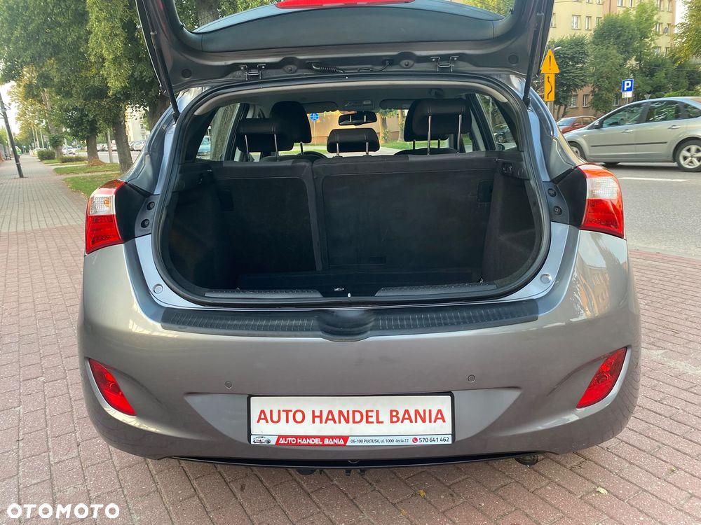 Hyundai i30 blue 1.6 GDI Style - 12