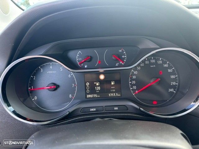 Opel Crossland X 1.2 T Edition J17 - 3