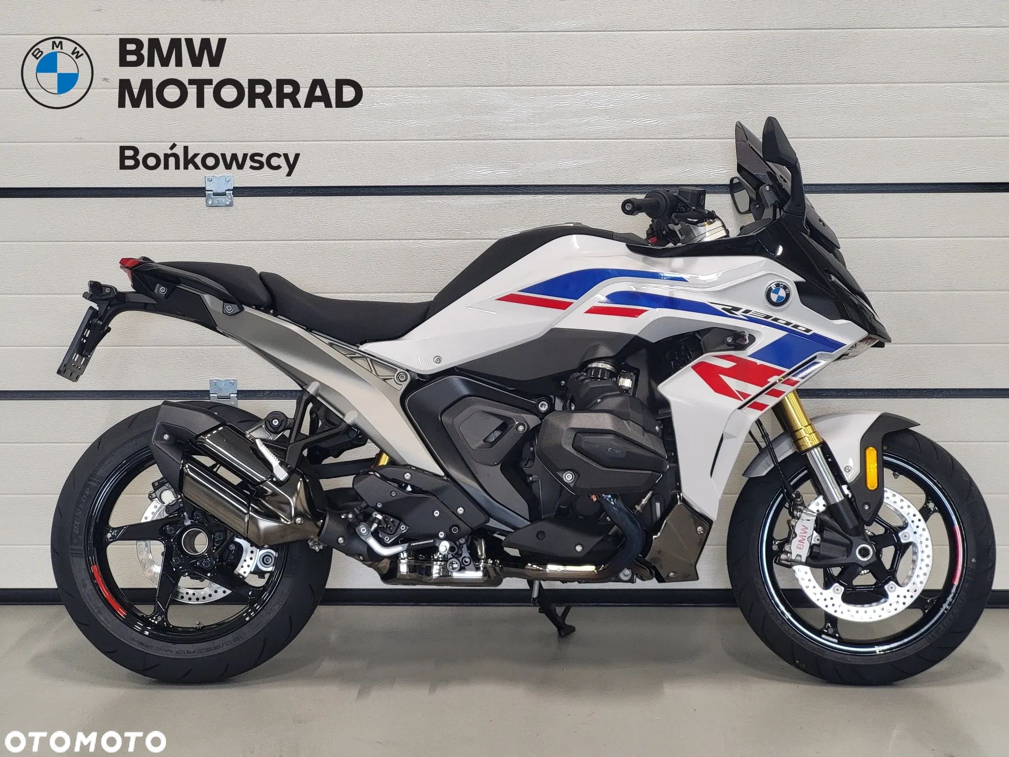 BMW R - 1