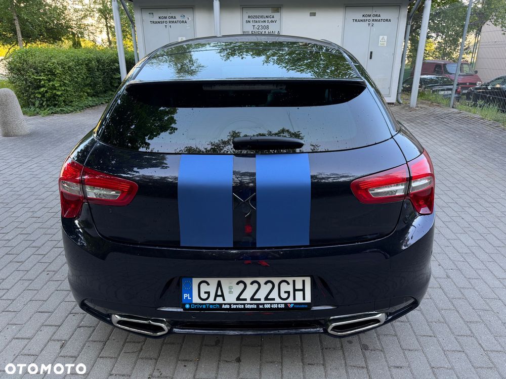 Citroën DS5 1.6 THP SportChic - 3