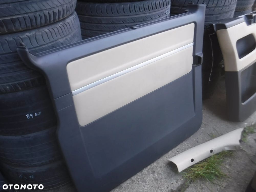 Vw T5 Lift T6 multivan fotele siedzenia grzane  kanapa skory stolik przekladka 2 X drzwi boczki roletki kpl - 18