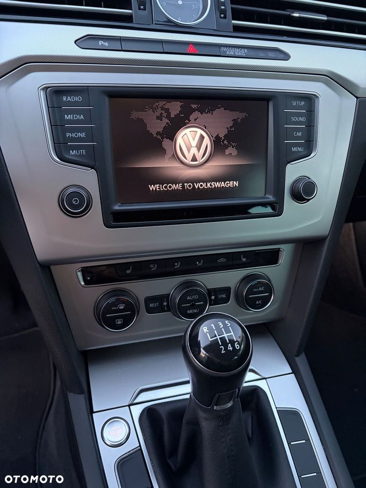 Volkswagen Passat 1.4 TSI BMT Comfortline - 7