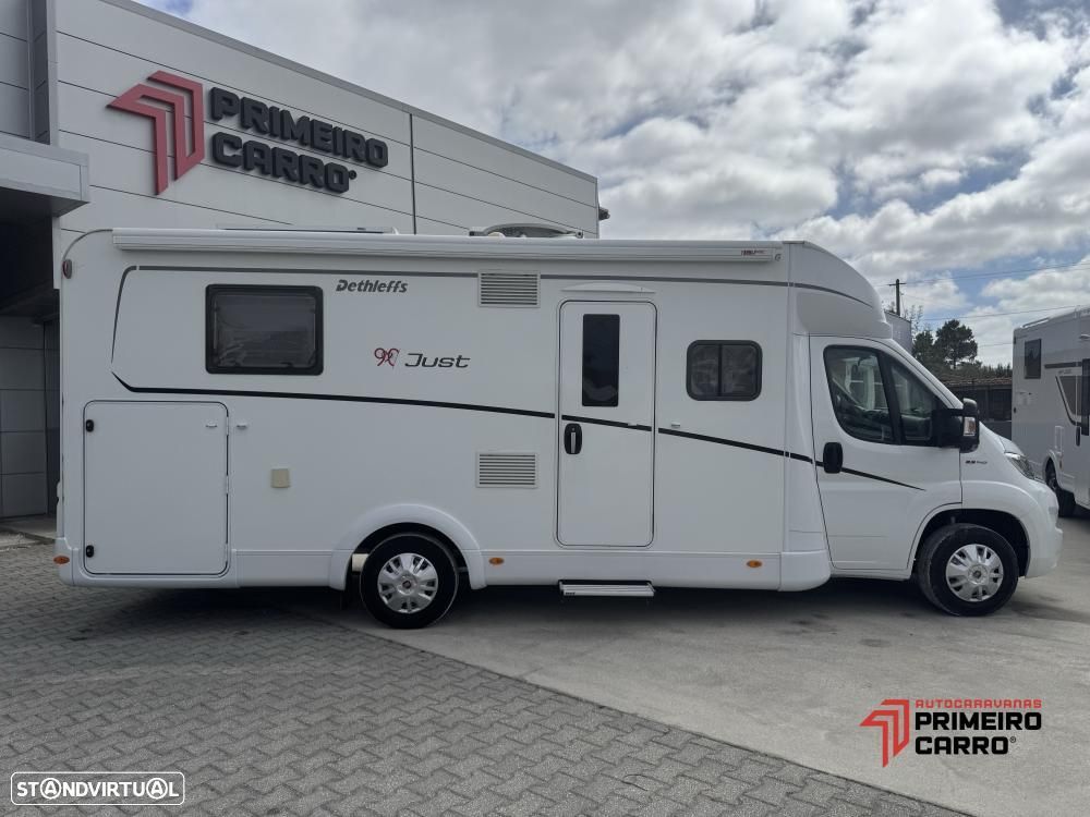 Dethleffs T 7052 DMB Just c.central e basculante - 14