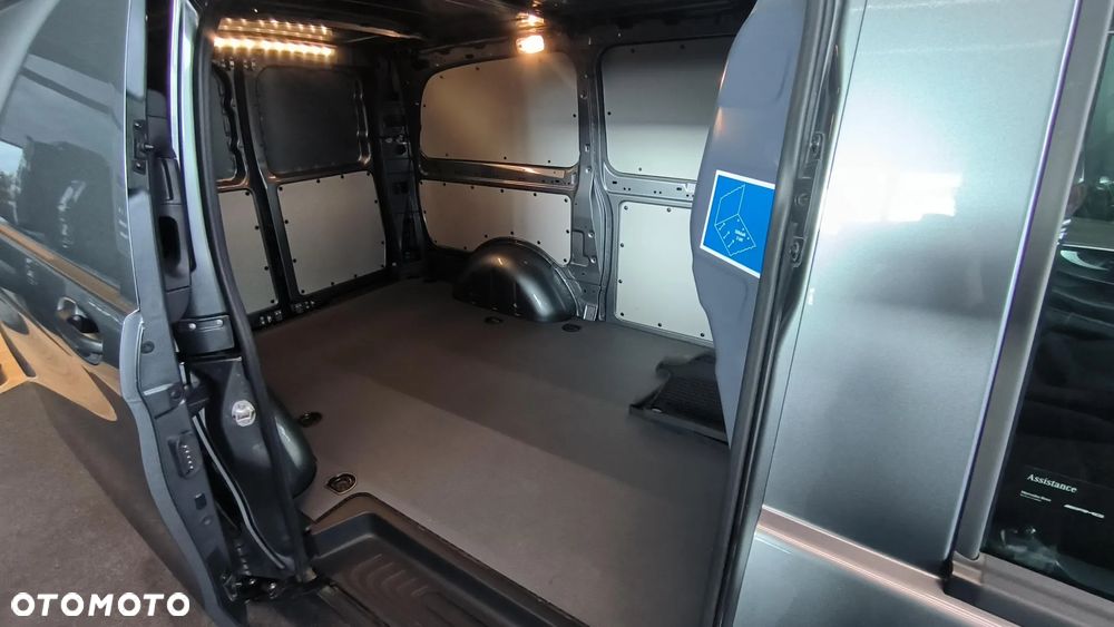 Mercedes-Benz eVito - 16