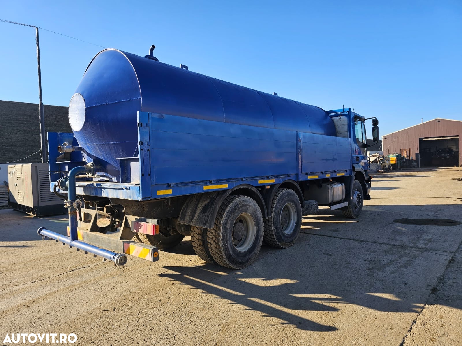 Iveco TRAKKER - 2