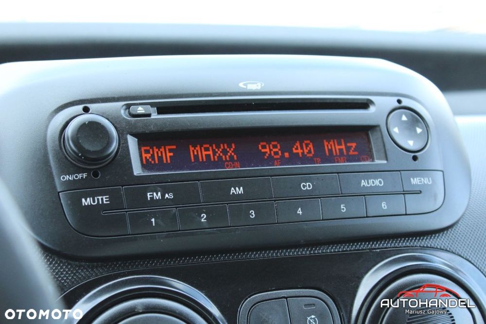 Fiat Qubo - 11