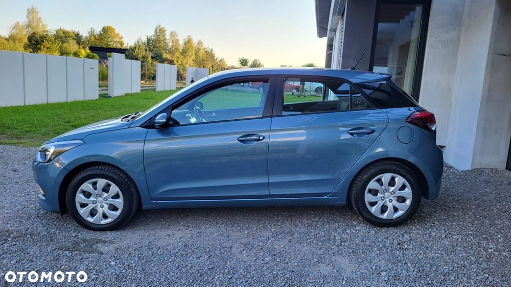 Hyundai i20 blue 1.2 YES!+ - 10