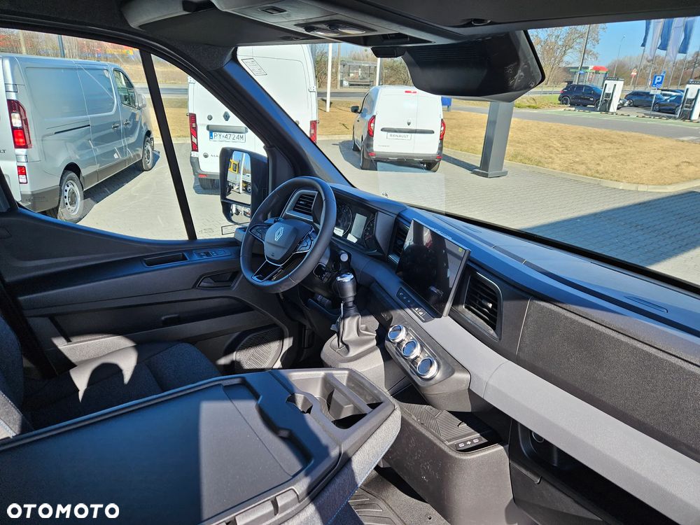 Renault nowy Master brygadówka Gruau L3H2 170KM - 16