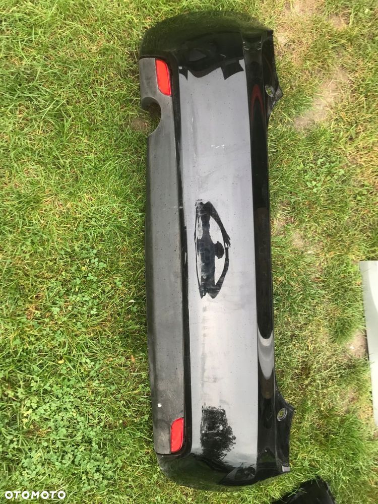 AUDI A1 8X ZDERZAK TYL TYLNY INNE - 1