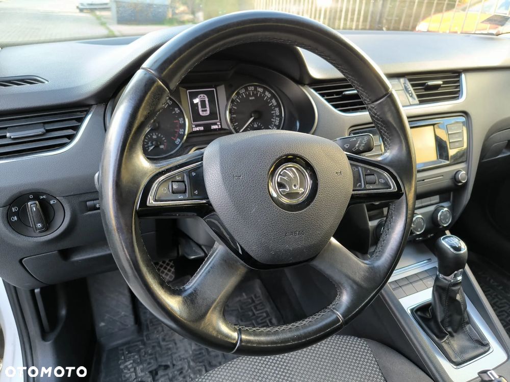 Skoda Octavia 1.6 TDI Ambition - 12