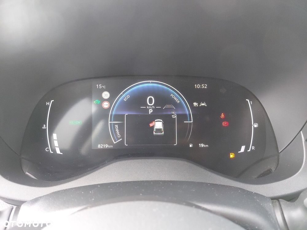 Toyota Yaris Hybrid 1.5 Style - 17