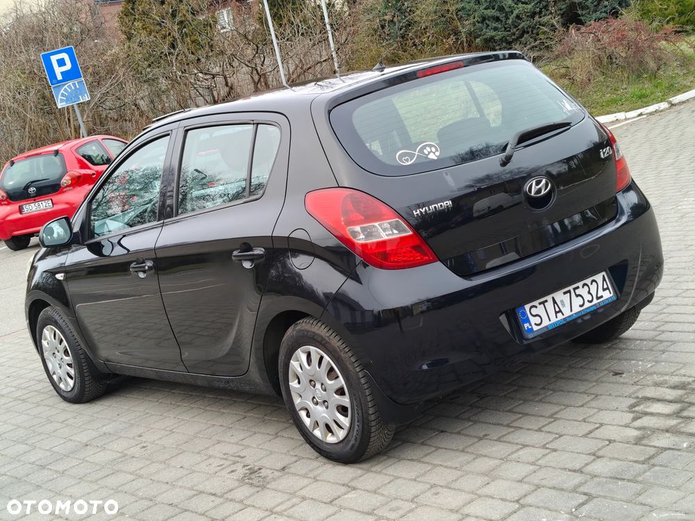 Hyundai i20 - 13