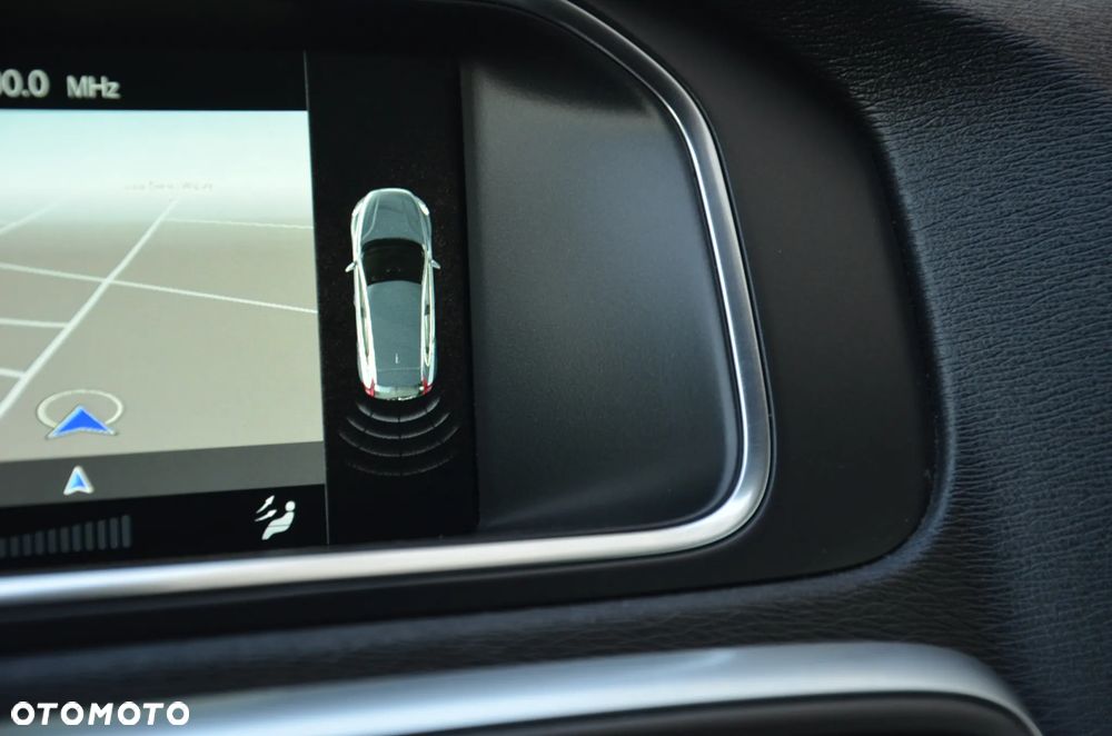Volvo V40 D2 RDesign - 32
