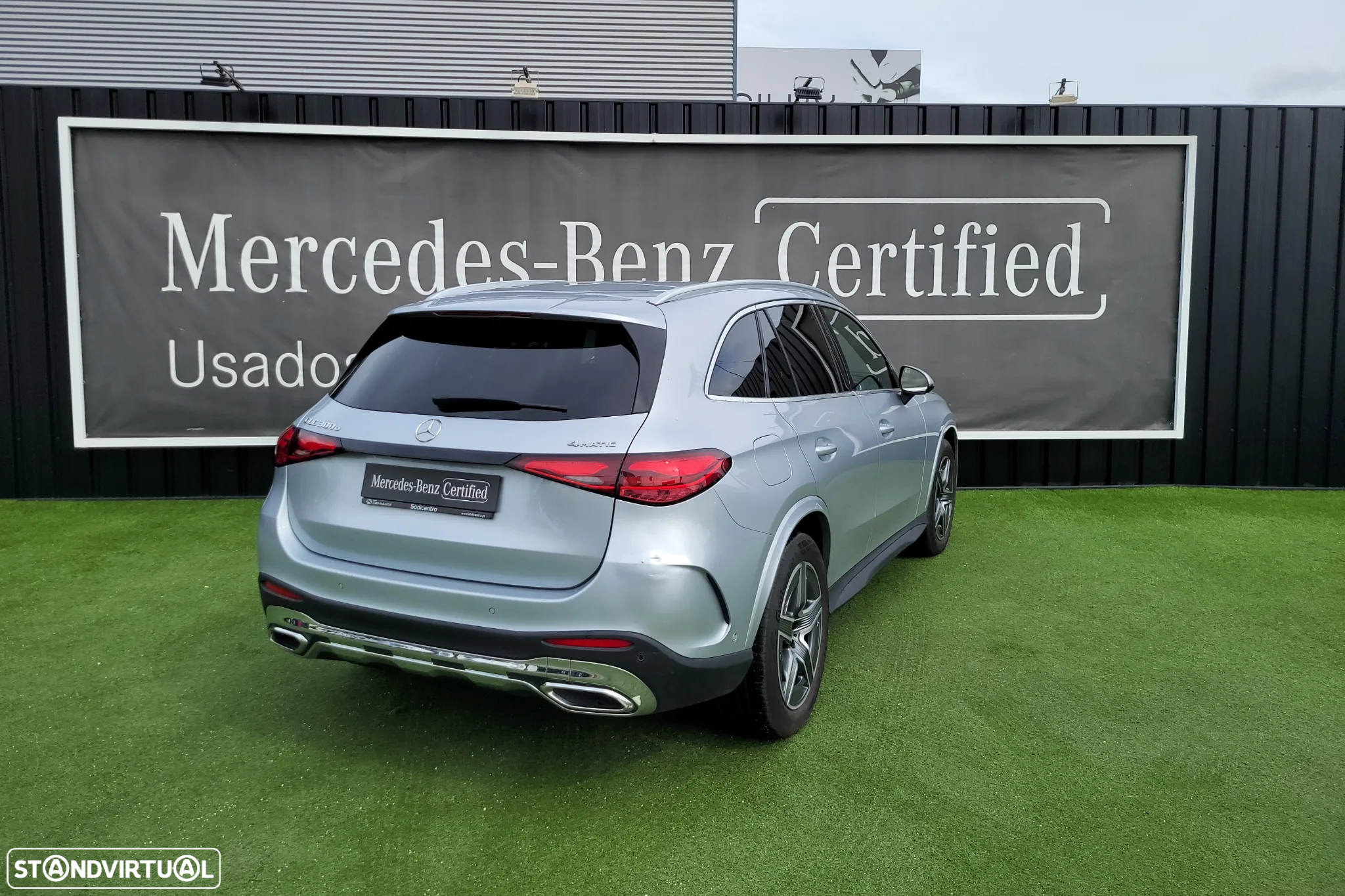 Mercedes-Benz GLC 300 e 4Matic - 4