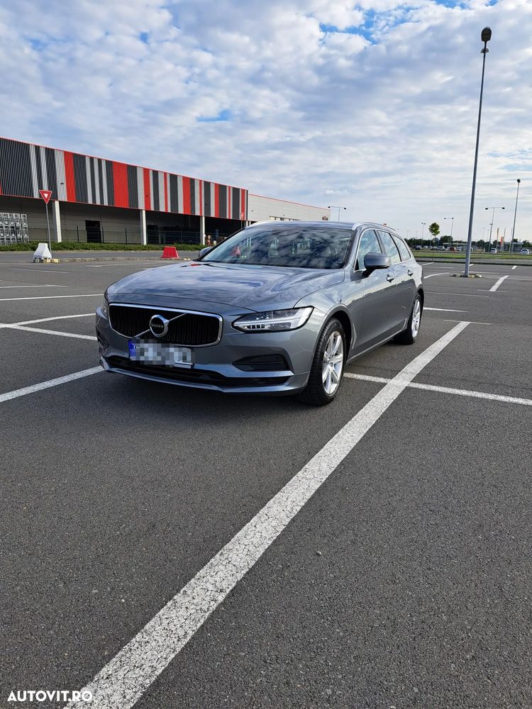 Volvo V90 D3 Momentum - 2