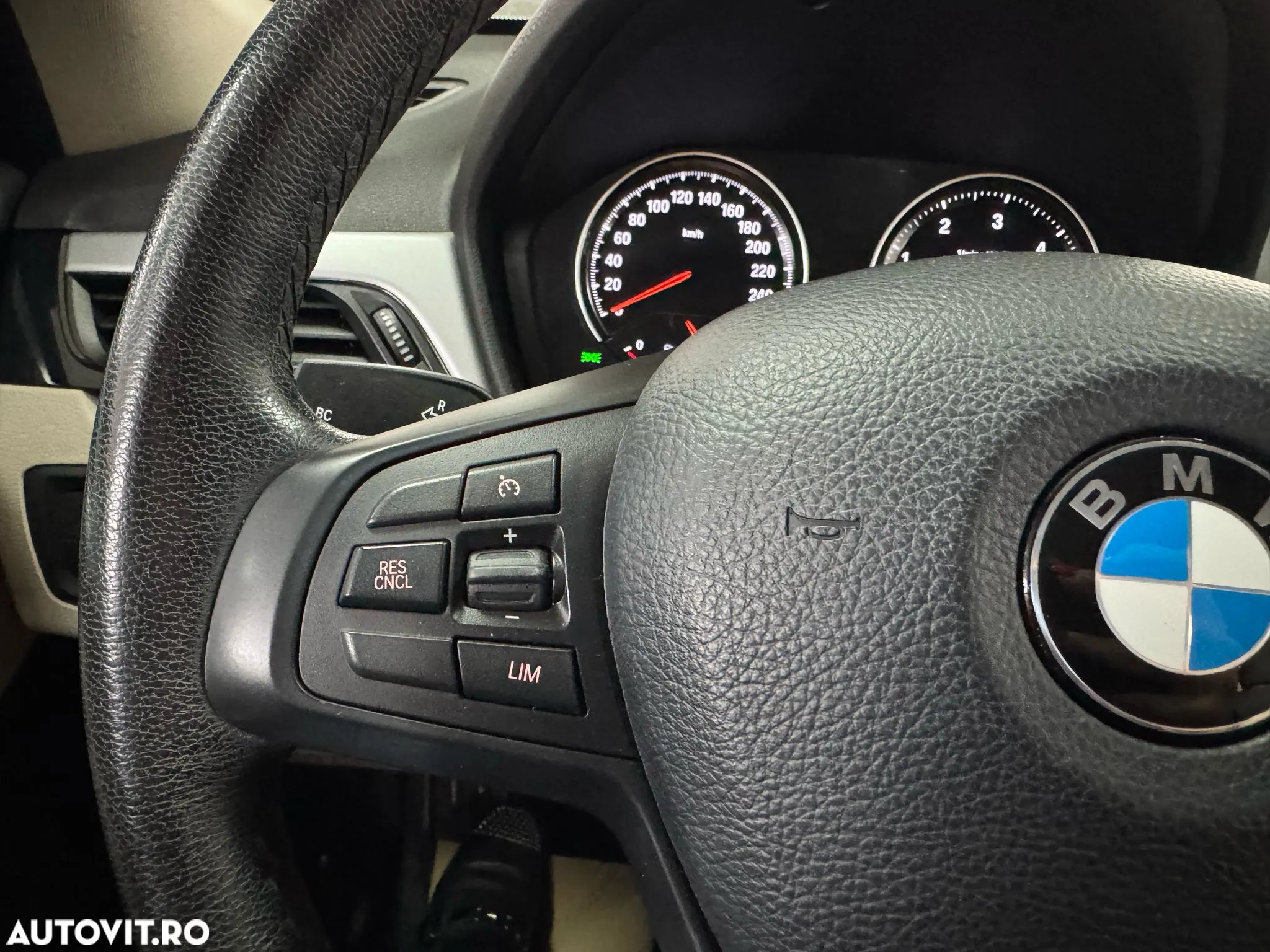 BMW X1 xDrive18d Aut. Advantage - 22