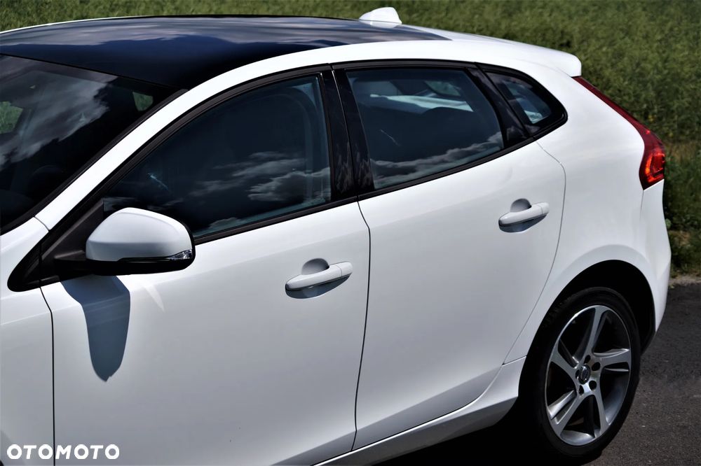 Volvo V40 - 14