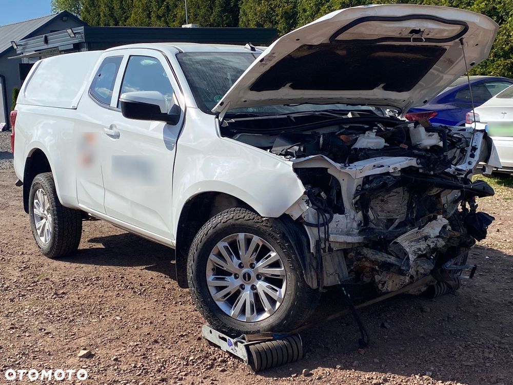 Isuzu D-Max 1.9 DC L - 6