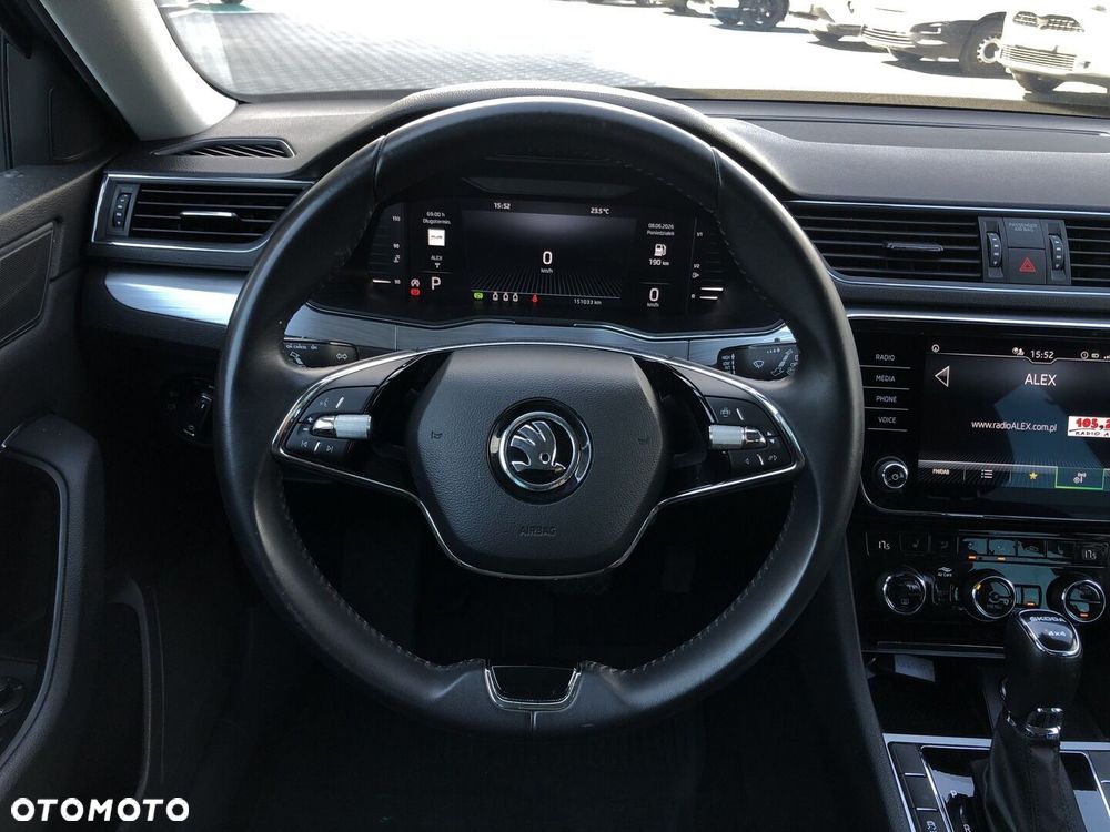 Skoda Superb 2.0 TDI SCR 4x4 Ambition DSG - 12