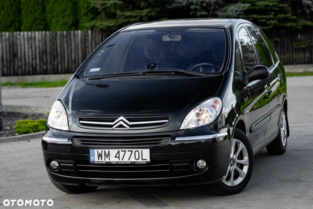 Citroën Xsara 1.6i Prestige Plus - 1