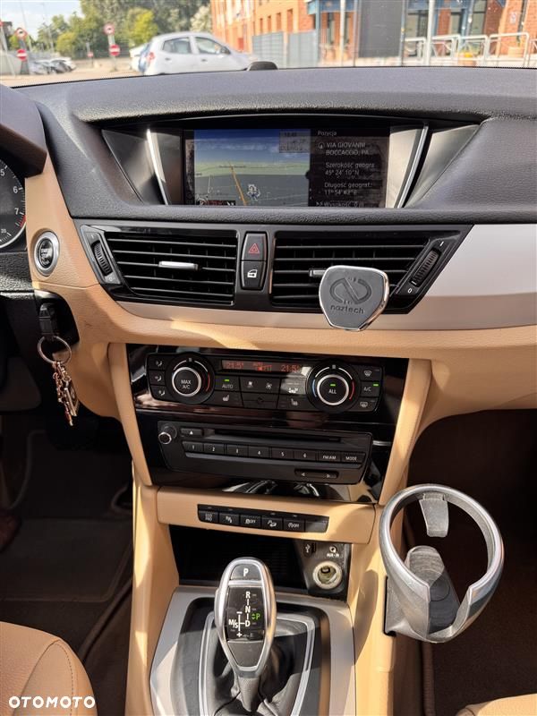 BMW X1 xDrive28i - 14