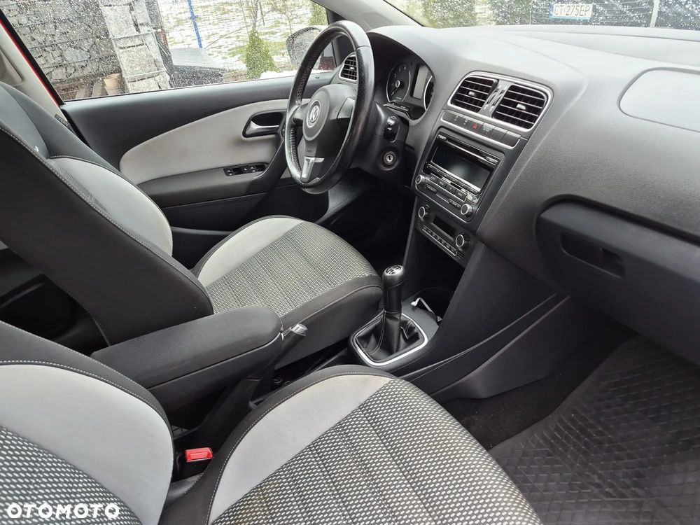 Volkswagen Polo - 15