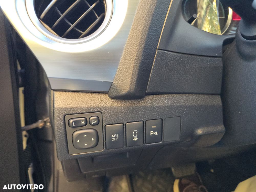 Toyota Auris 1.8 VVT-i Hybrid Automatik Touring Sports Edition S+ - 15