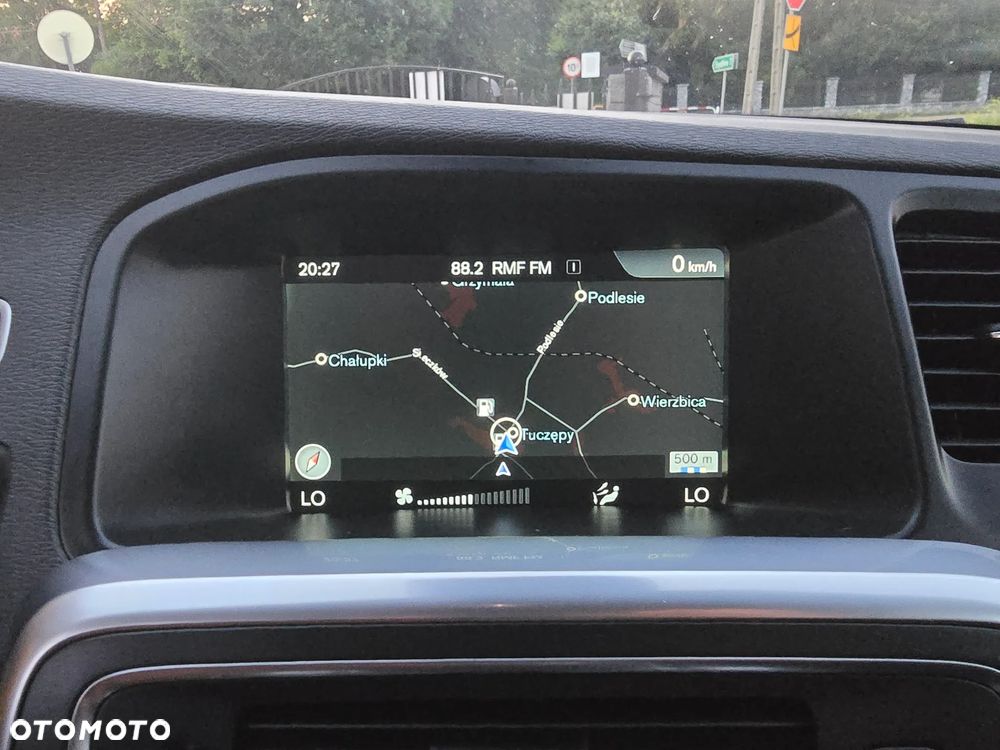 Volvo V60 D4 Momentum - 33